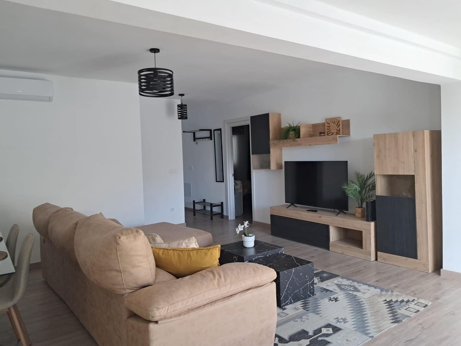 2 camera da letto Villa da affitare come casa vacanza in Tauro con piscina garage - 1.645 € (Rif: 7900619)