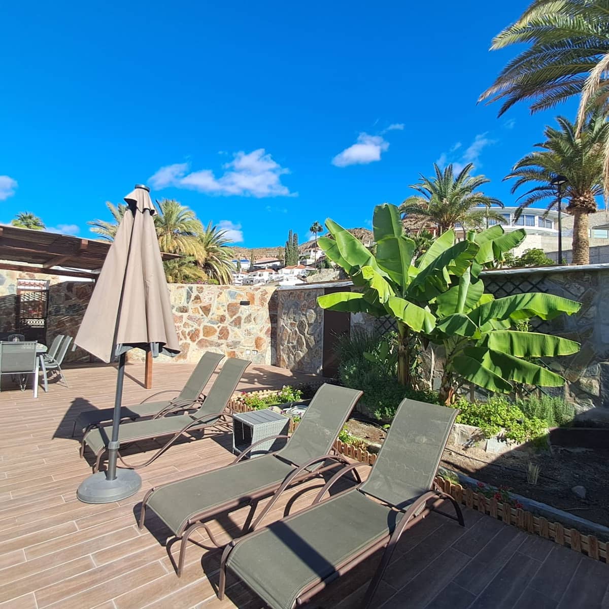 2 camera da letto Villa da affitare come casa vacanza in Tauro con piscina garage - 1.645 € (Rif: 7900619)