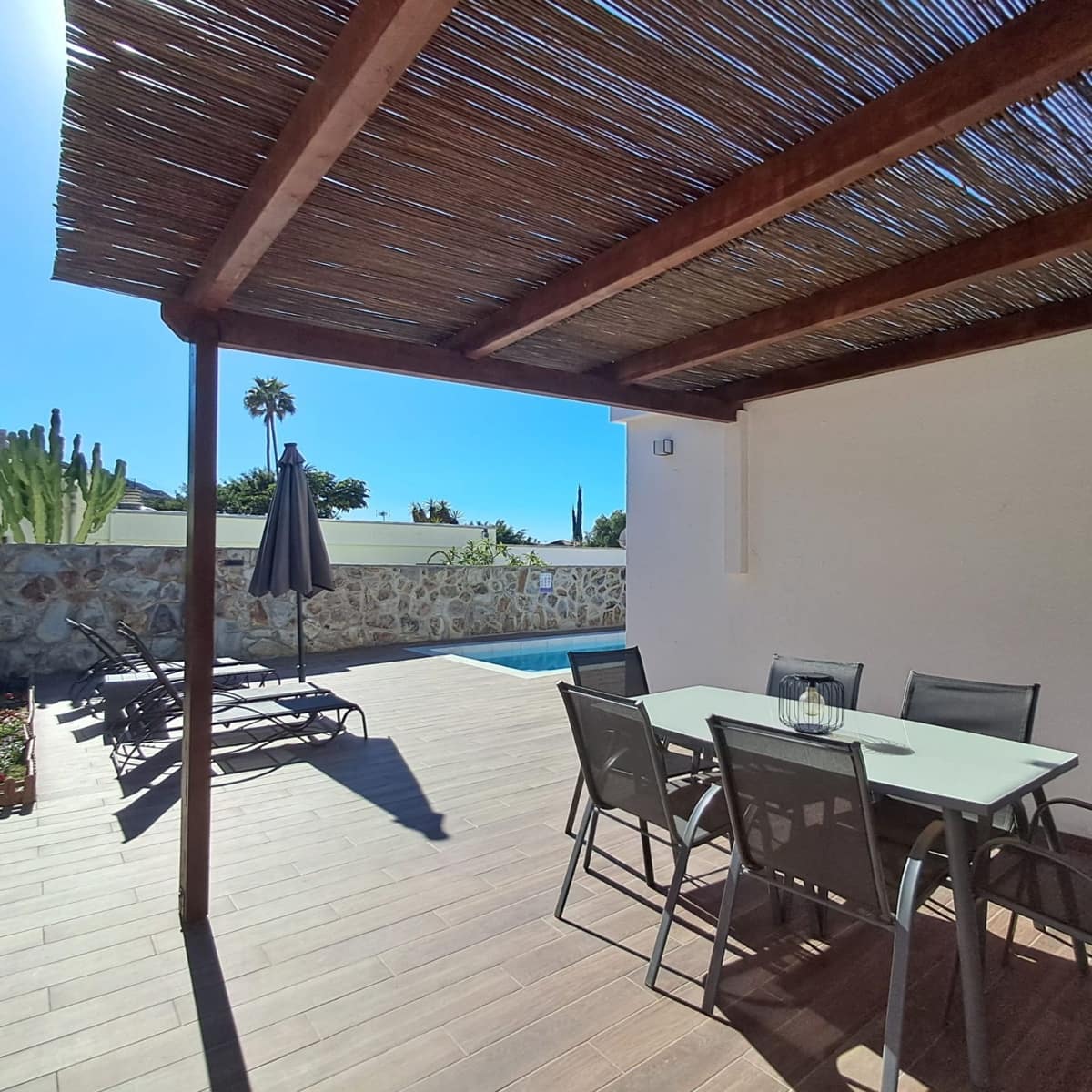 2 camera da letto Villa da affitare come casa vacanza in Tauro con piscina garage - 1.645 € (Rif: 7900619)