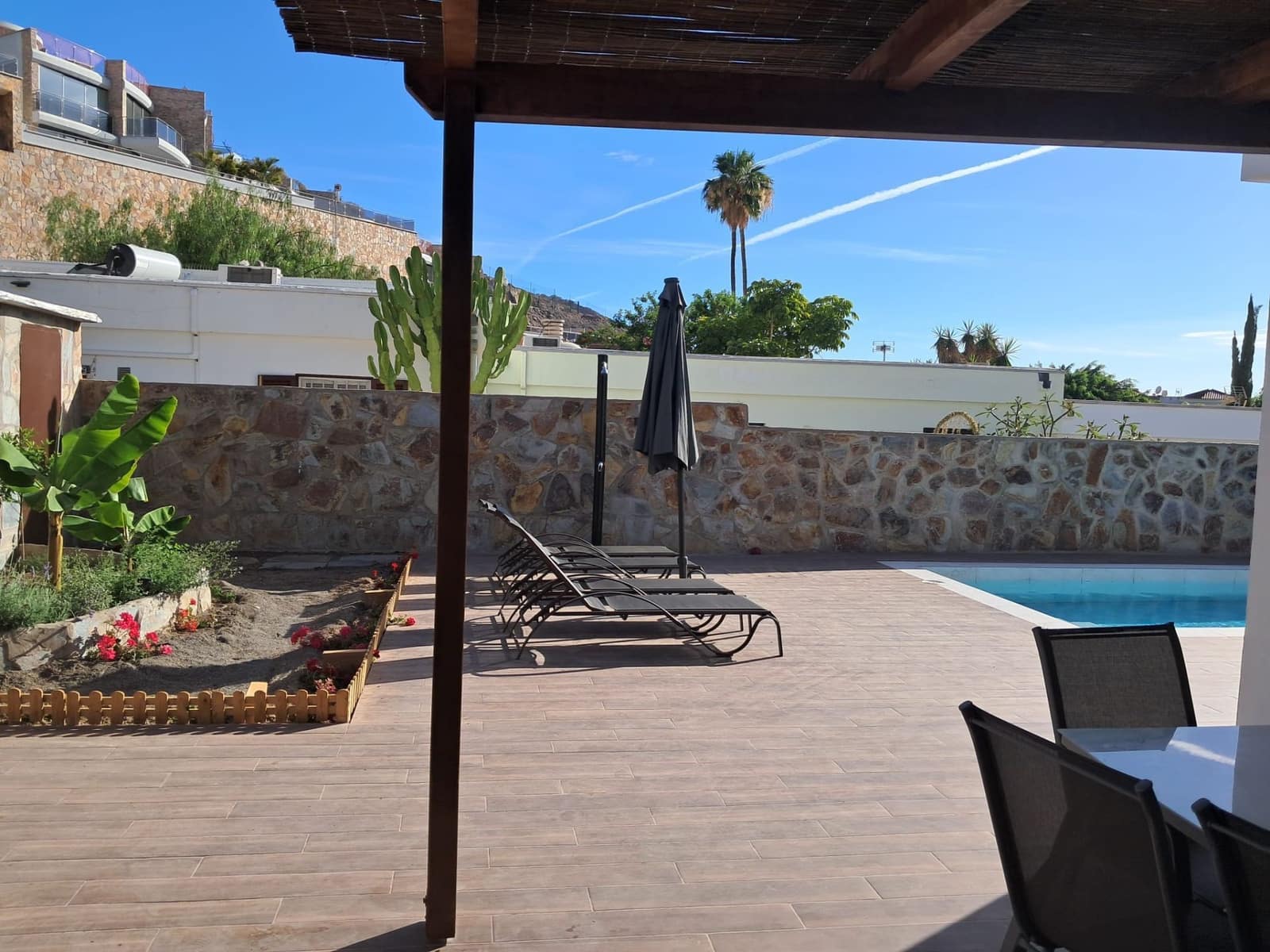 2 camera da letto Villa da affitare come casa vacanza in Tauro con piscina garage - 1.645 € (Rif: 7900619)