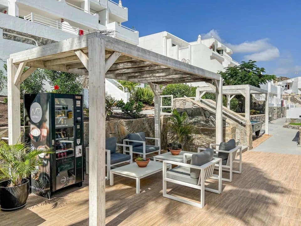 2 bedroom Apartment for rent in Puerto Rico with pool - € 1,400 (Ref: 8148161)