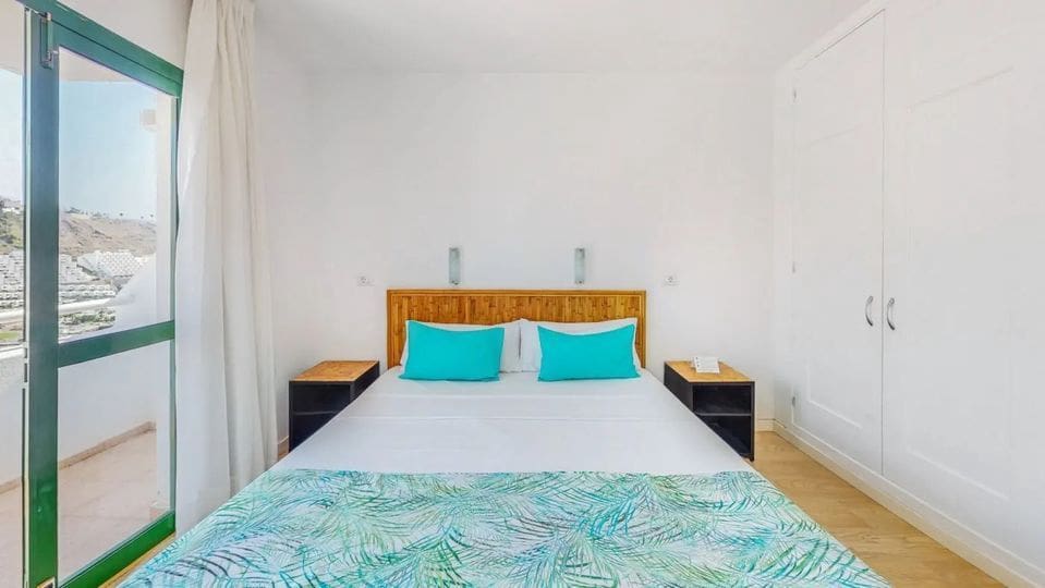 2 bedroom Apartment for rent in Puerto Rico with pool - € 1,400 (Ref: 8148161)