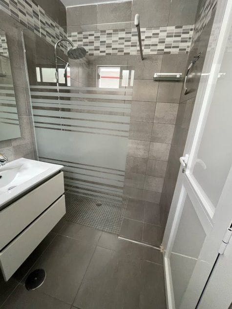 1 sovrum Lägenhet för semesterbostäder i Puerto Rico med pool garage - 630 € (Ref: 8289102)