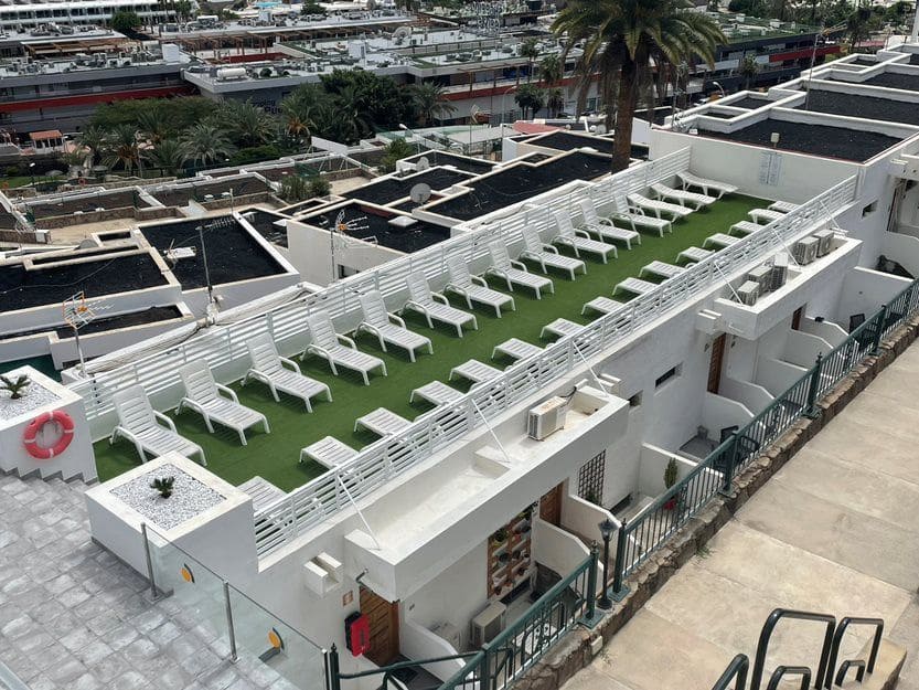 1 sovrum Lägenhet för semesterbostäder i Puerto Rico med pool garage - 630 € (Ref: 8289102)