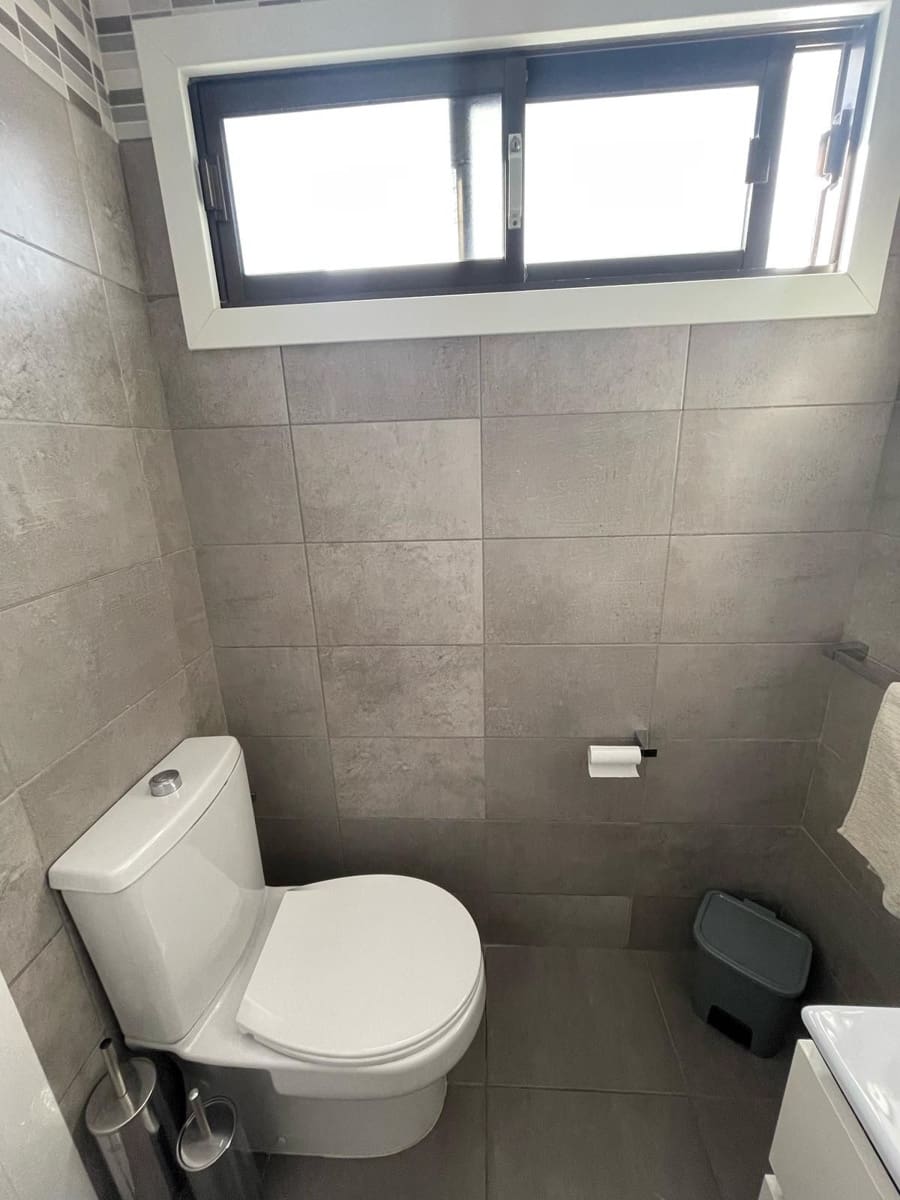 1 sovrum Lägenhet för semesterbostäder i Puerto Rico med pool garage - 630 € (Ref: 8289102)