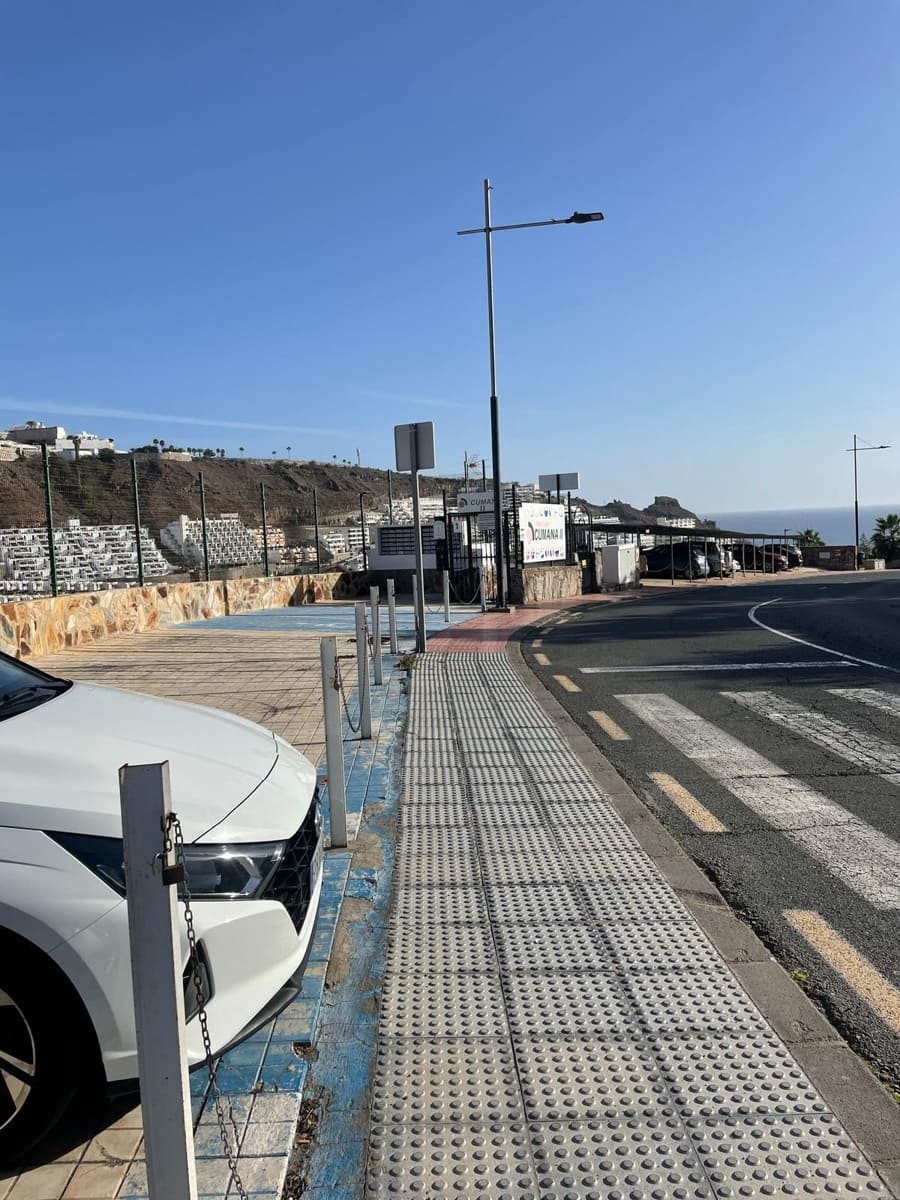 1 sovrum Lägenhet för semesterbostäder i Puerto Rico med pool garage - 630 € (Ref: 8289102)