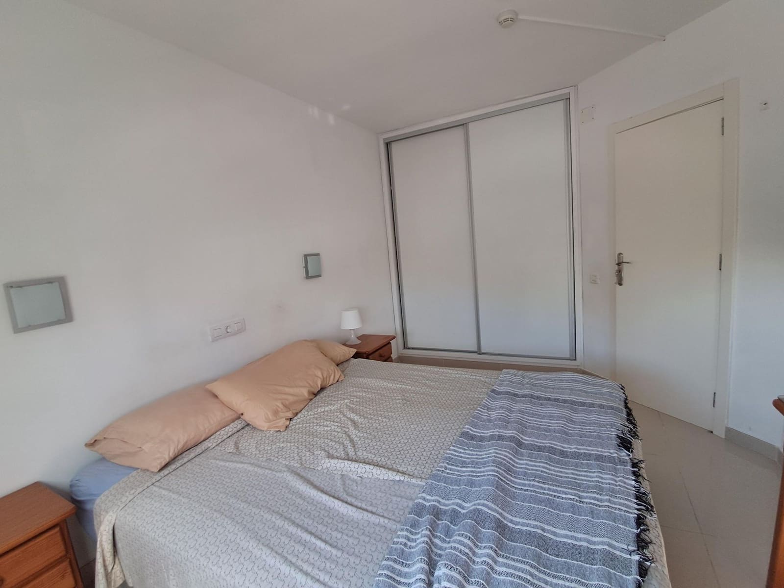 2 bedroom Apartment for rent in Playa del Ingles with pool - € 1,300 (Ref: 8302561)