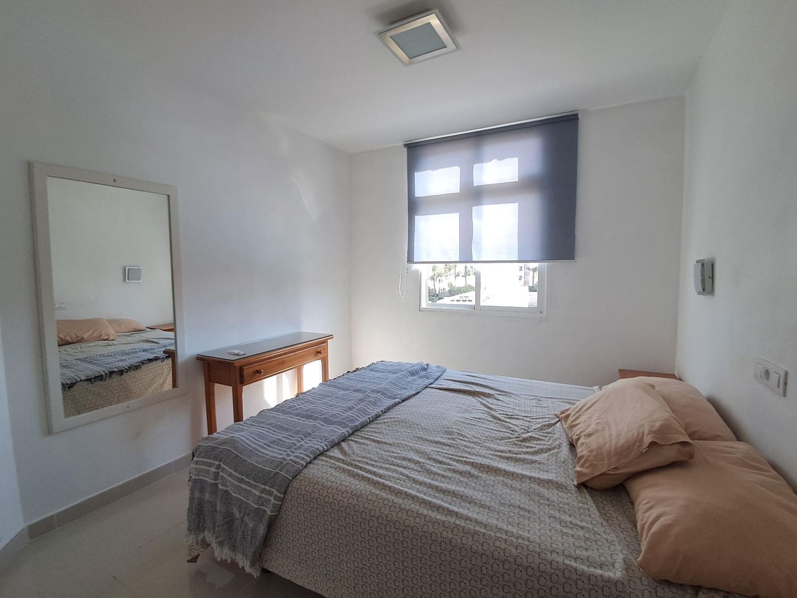 2 bedroom Apartment for rent in Playa del Ingles with pool - € 1,300 (Ref: 8302561)