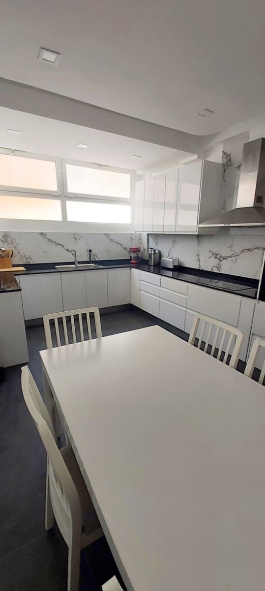 5 sovrum Villa till salu i Sonneland med pool garage - 695 000 € (Ref: 8743022)