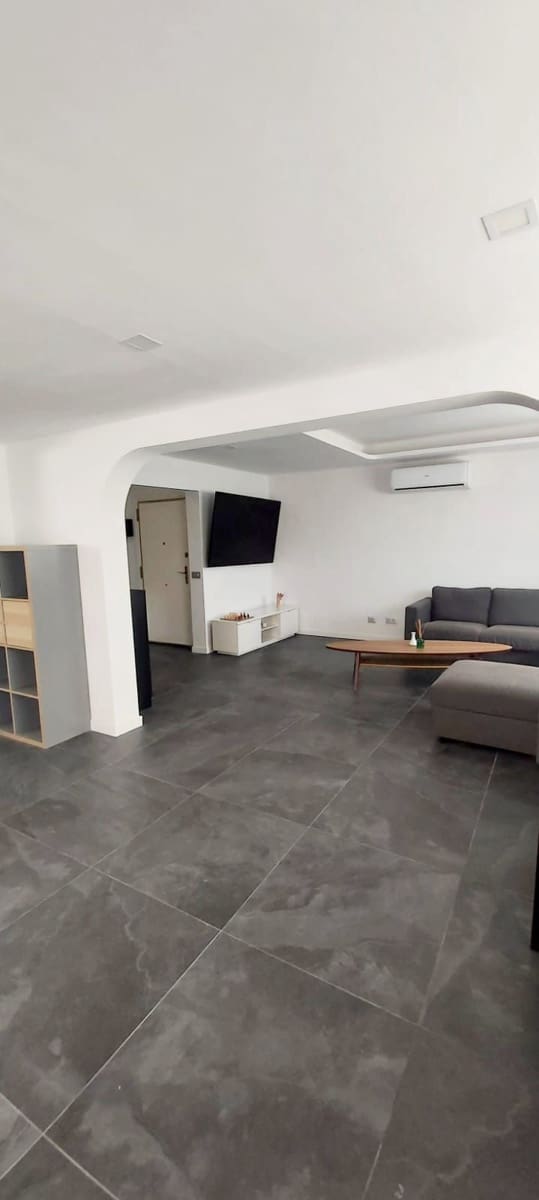 5 sovrum Villa till salu i Sonneland med pool garage - 695 000 € (Ref: 8743022)