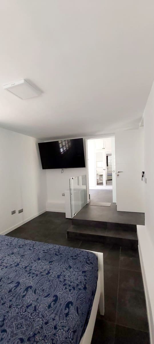 5 sovrum Villa till salu i Sonneland med pool garage - 695 000 € (Ref: 8743022)