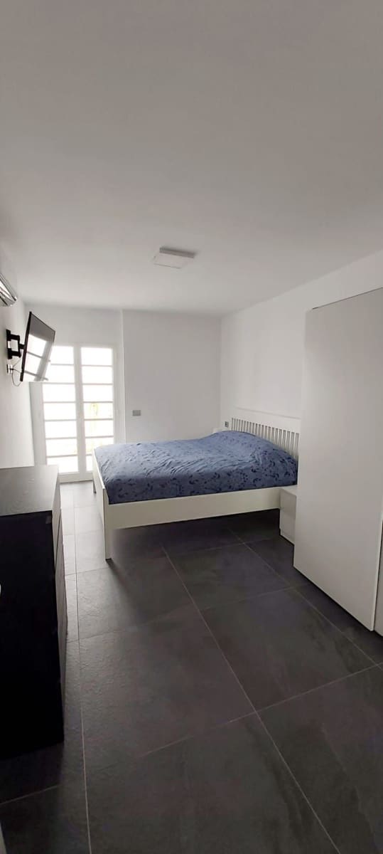 5 sovrum Villa till salu i Sonneland med pool garage - 695 000 € (Ref: 8743022)