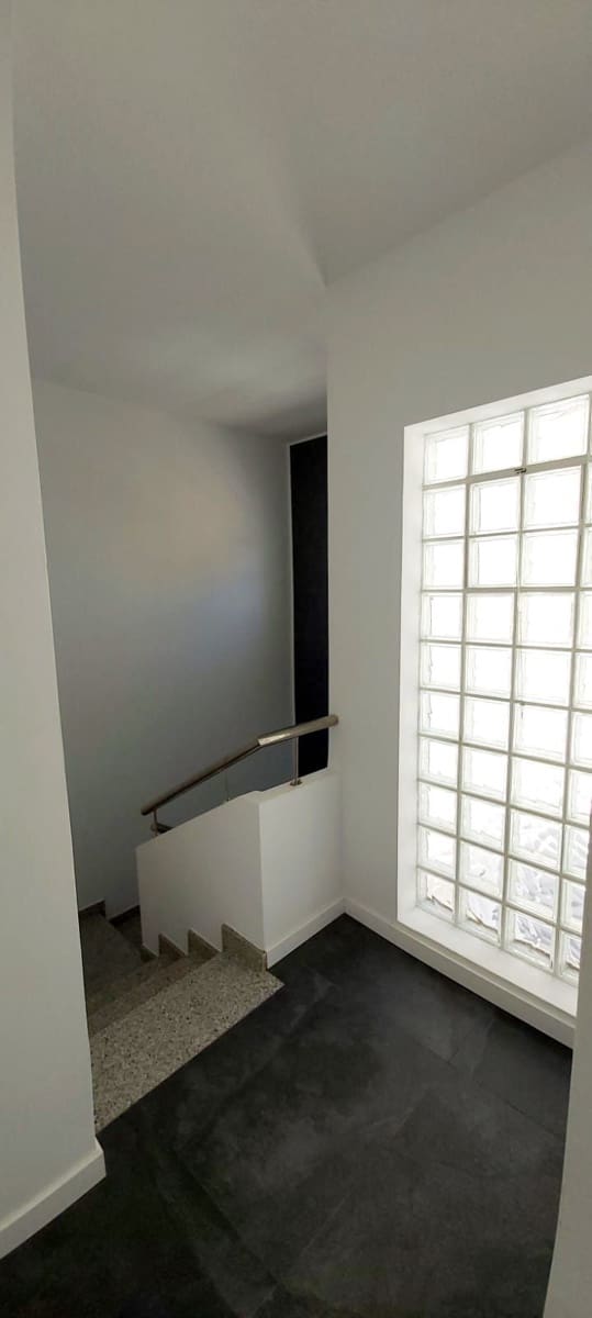 5 sovrum Villa till salu i Sonneland med pool garage - 695 000 € (Ref: 8743022)