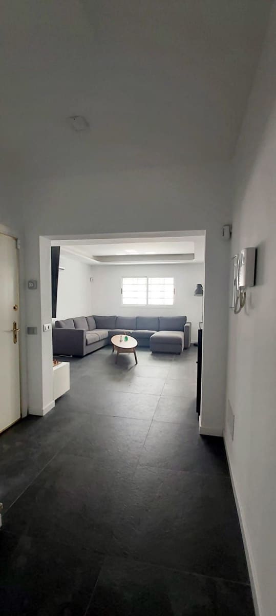 5 sovrum Villa till salu i Sonneland med pool garage - 695 000 € (Ref: 8743022)