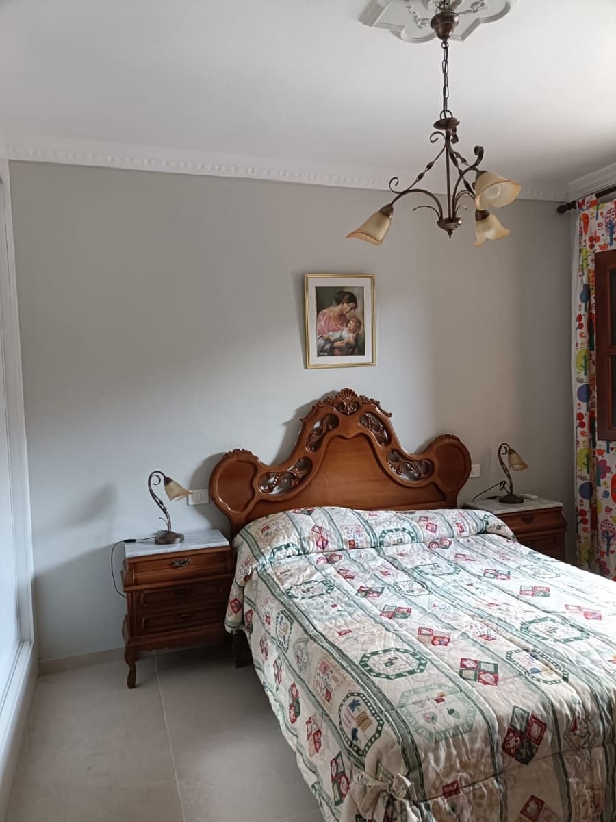3 quarto Apartamento para arrendar em Mogan com garagem - 1 000 € (Ref: 9057344)