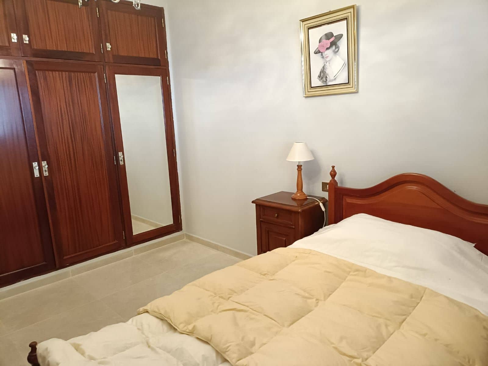 3 quarto Apartamento para arrendar em Mogan com garagem - 1 000 € (Ref: 9057344)