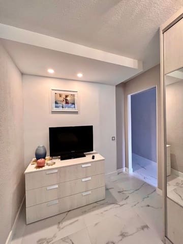 1 sypialnia Apartament do wynajęcia w Playa del Inglés, San Bartolomé de Tirajana z basenem - 1 500 € (Ref: 9110074)