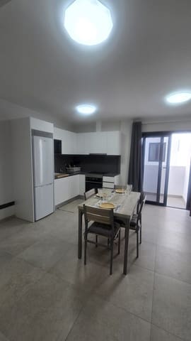2 slaapkamer Huis te huur in Santa Catalina - Canteras, Las Palmas de Gran Canaria met garage - € 1.250 (Ref: 9148953)