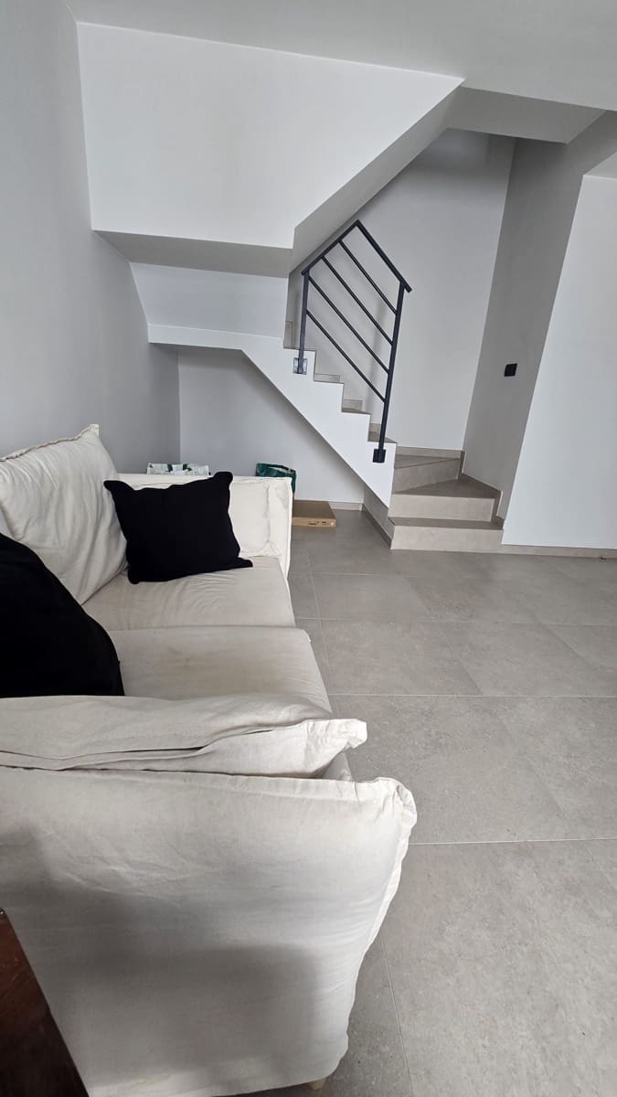 2 soverom Hus til leie i Las Palmas de Gran Canaria med garasje - € 1 250 (Ref: 9148953)