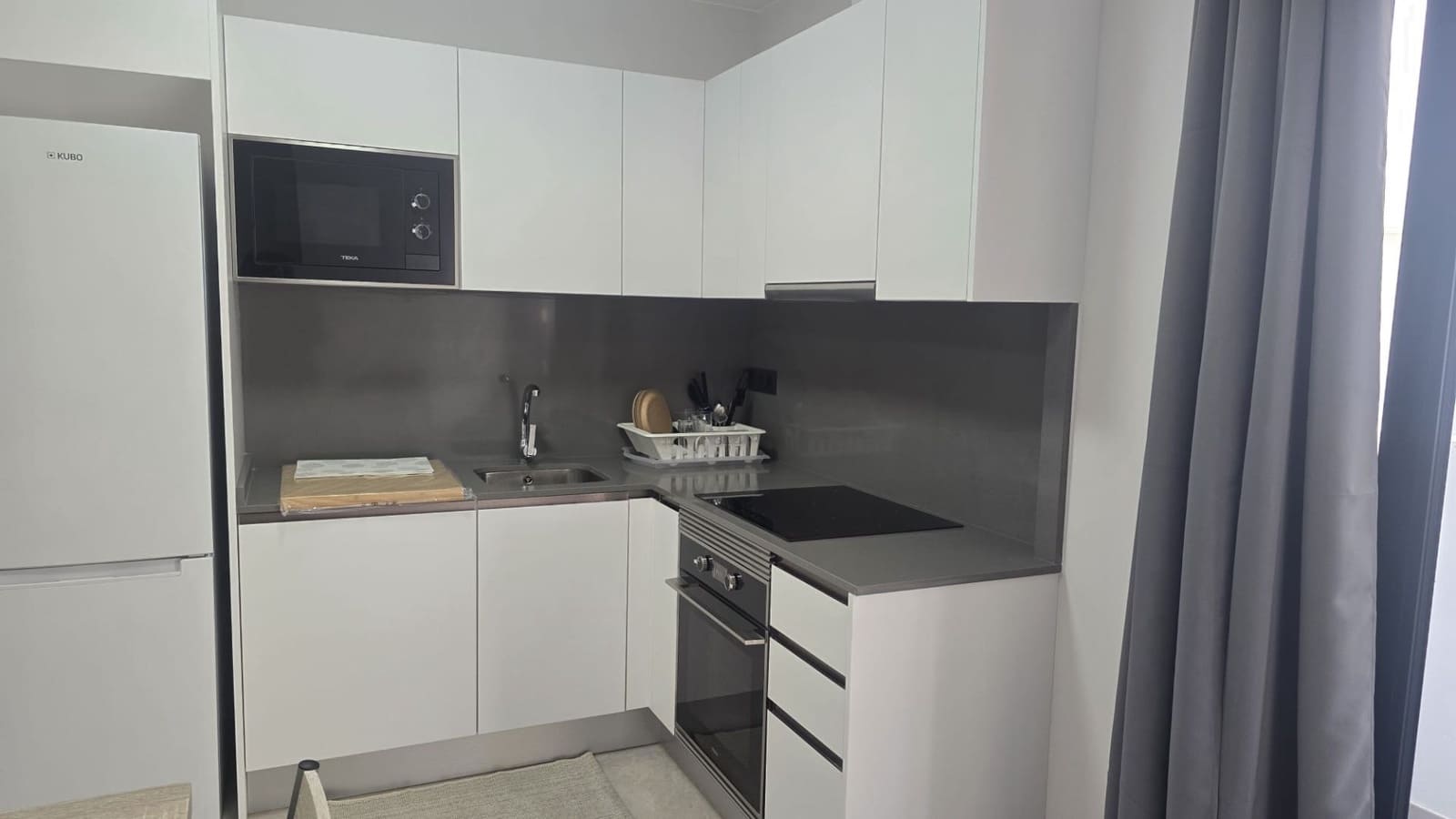 2 soverom Hus til leie i Las Palmas de Gran Canaria med garasje - € 1 250 (Ref: 9148953)