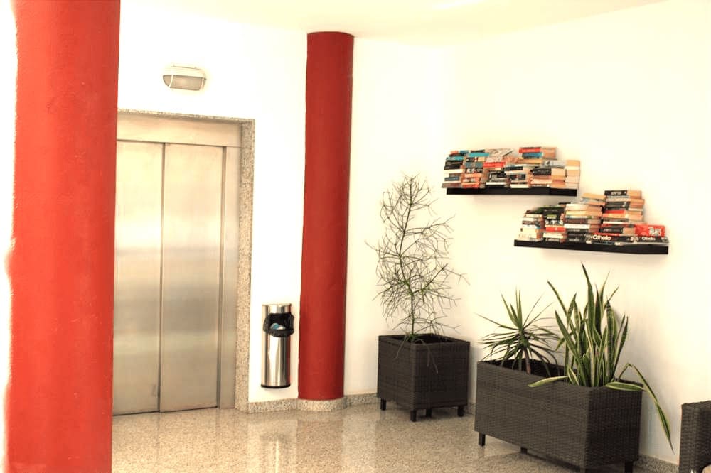 2 slaapkamer Appartement te koop in Playa del Cura met zwembad garage - € 420.000 (Ref: 9300552)