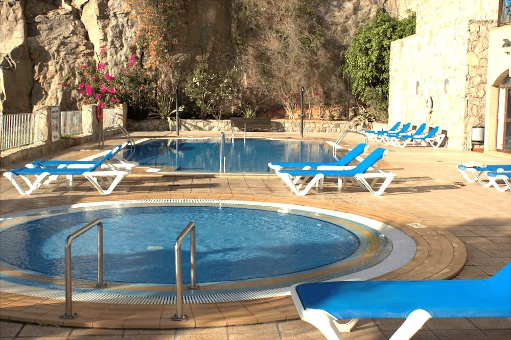 2 slaapkamer Appartement te koop in Playa del Cura met zwembad garage - € 420.000 (Ref: 9300552)