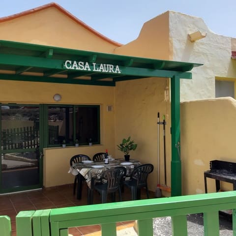 2 bedroom Apartment for holiday rental in Costa Calma, Pájara with pool garage - € 560 (Ref: 9398232)