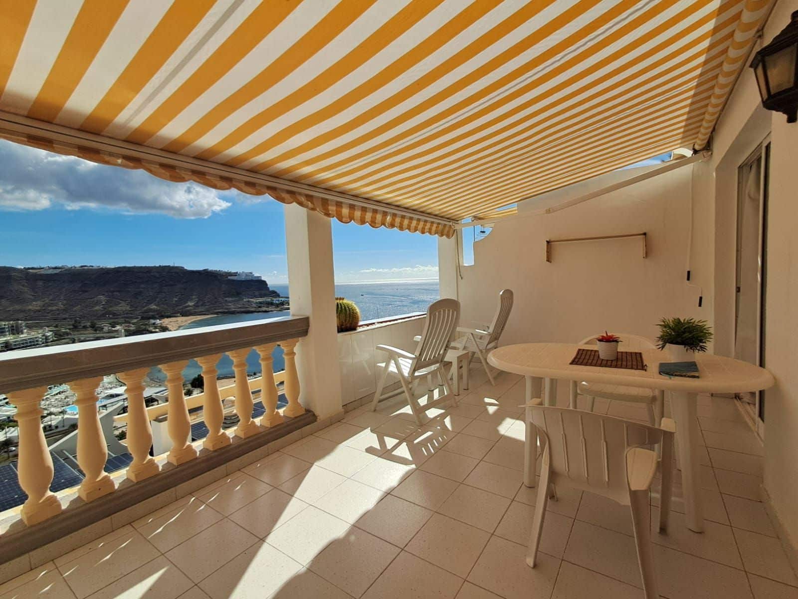 1 soveværelse Lejlighed til salg i Playa del Cura med swimmingpool - € 199.000 (Ref: 9406416)