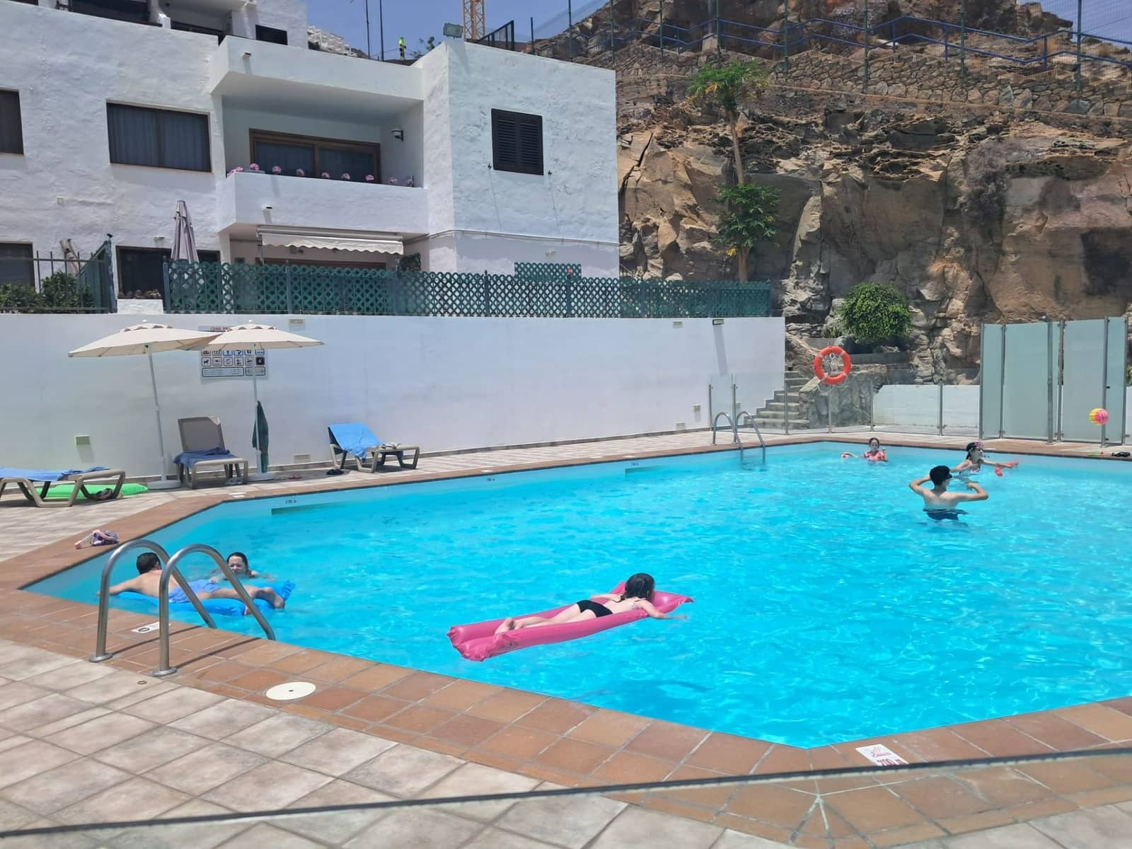 2 bedroom Apartment for rent in Puerto Rico with pool - € 1,400 (Ref: 9445886)