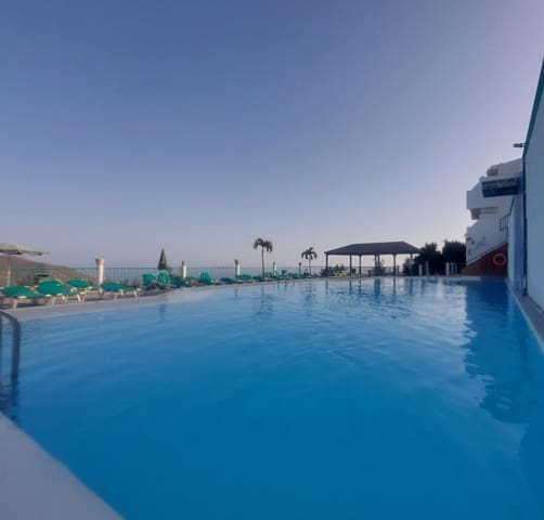 Apartamento de 1 habitación en Puerto Rico, Mogán en alquiler con piscina garaje - 800 € (Ref: 9530075)