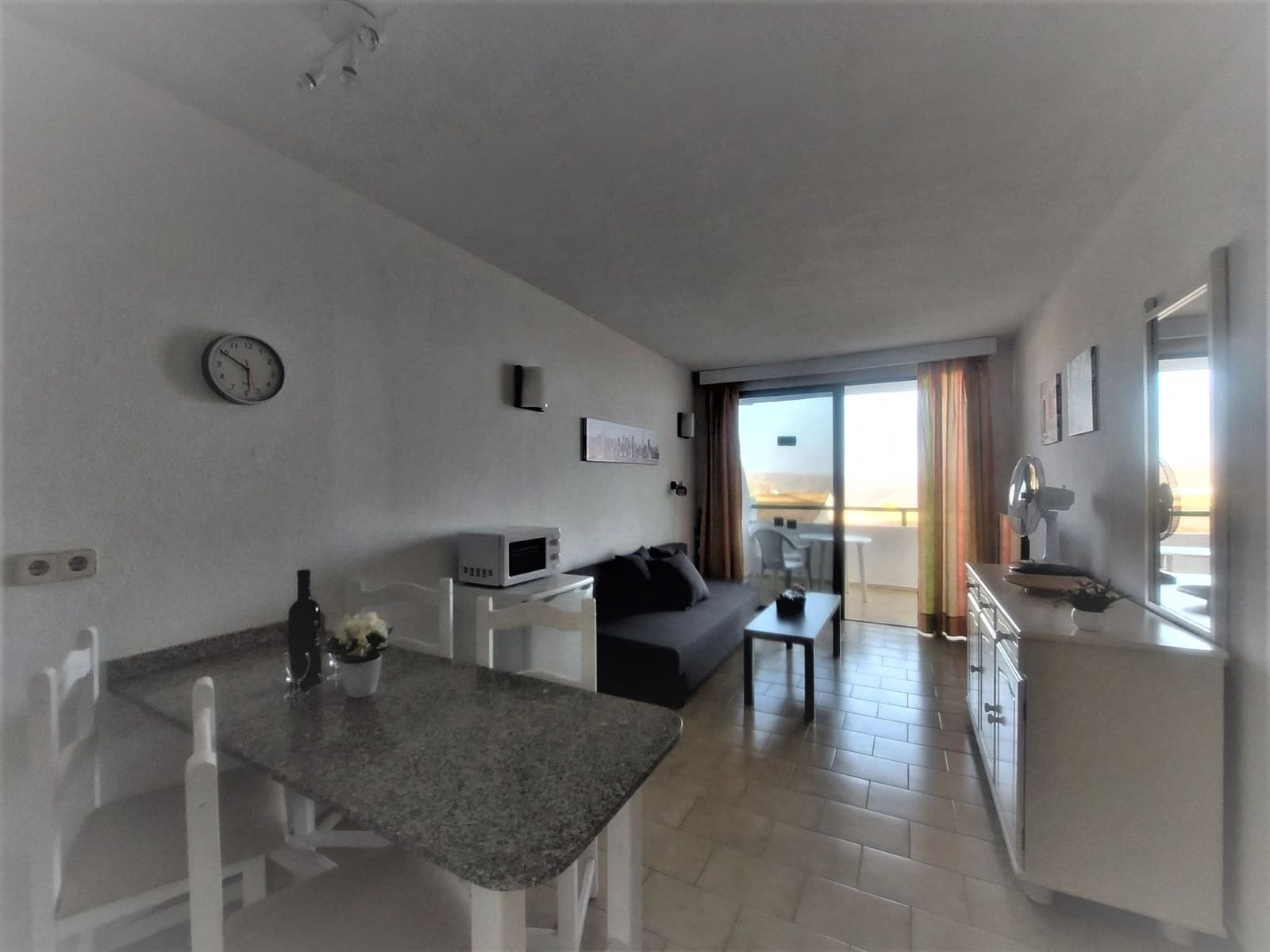 Apartamento de 1 habitación en Puerto Rico en alquiler con piscina garaje - 800 € (Ref: 9530075)