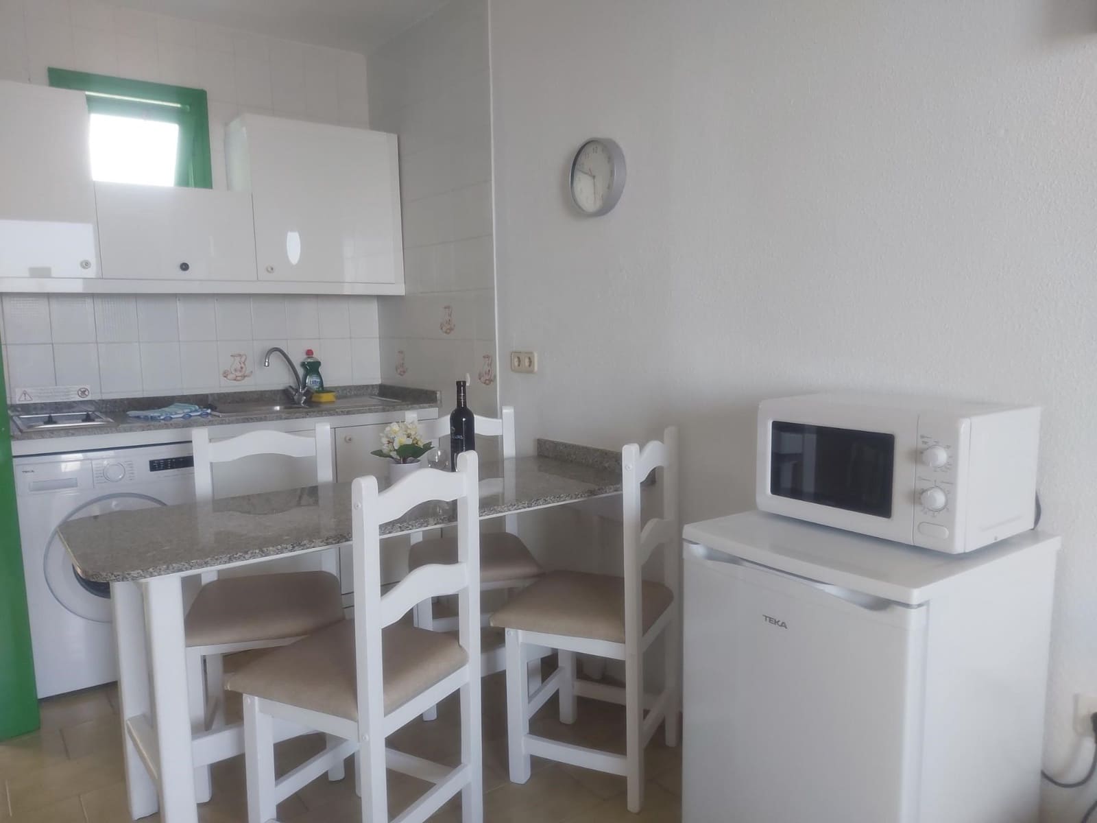 Apartamento de 1 habitación en Puerto Rico en alquiler con piscina garaje - 800 € (Ref: 9530075)