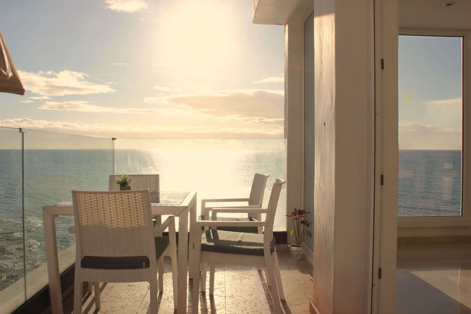 2 bedroom Apartment for sale in Arguineguin with pool - € 640,000 (Ref: 9535580)