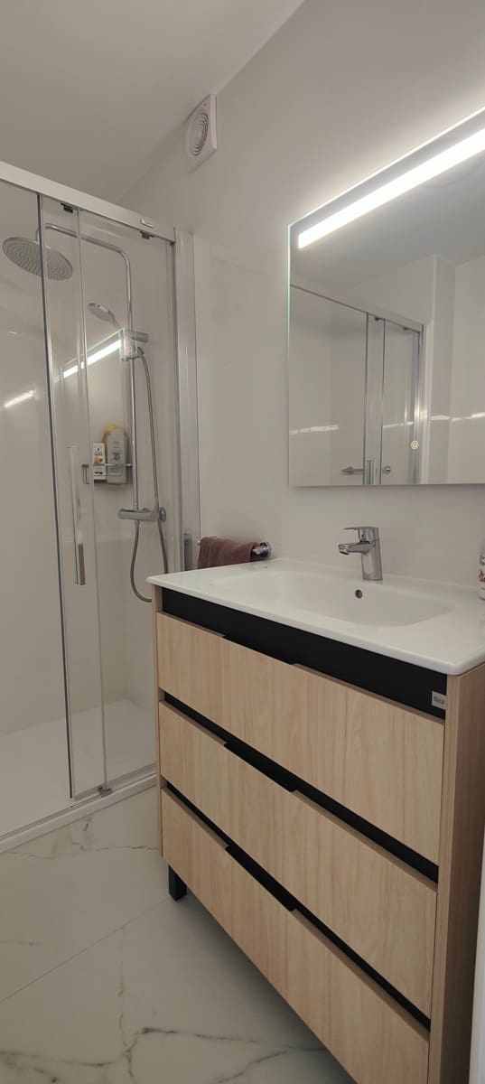 2 soveværelse Lejlighed til leje i Puerto Rico med swimmingpool garage - € 1.800 (Ref: 9564824)