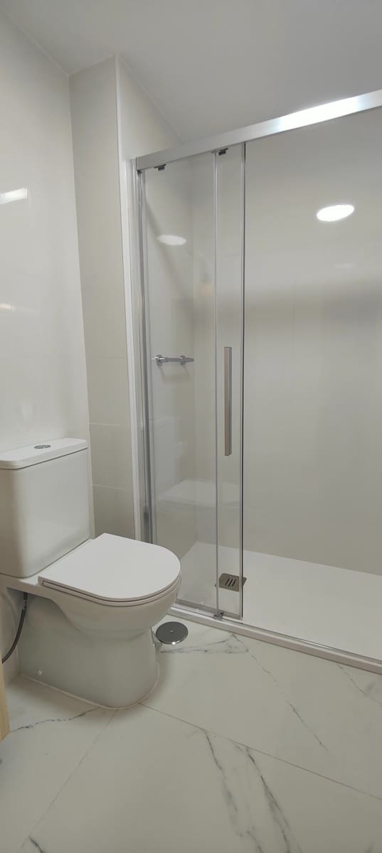 2 soveværelse Lejlighed til leje i Puerto Rico med swimmingpool garage - € 1.800 (Ref: 9564824)