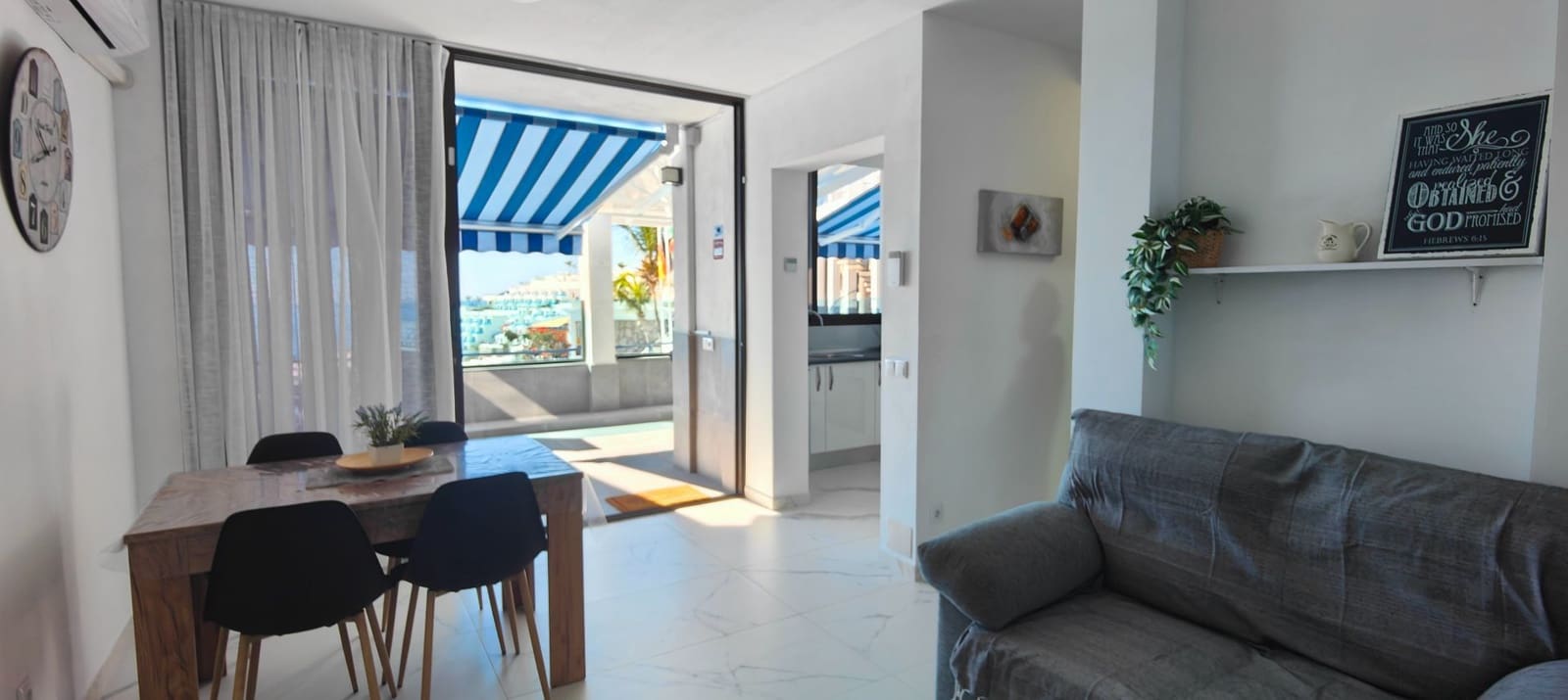 2 soveværelse Lejlighed til leje i Puerto Rico med swimmingpool garage - € 1.800 (Ref: 9564824)