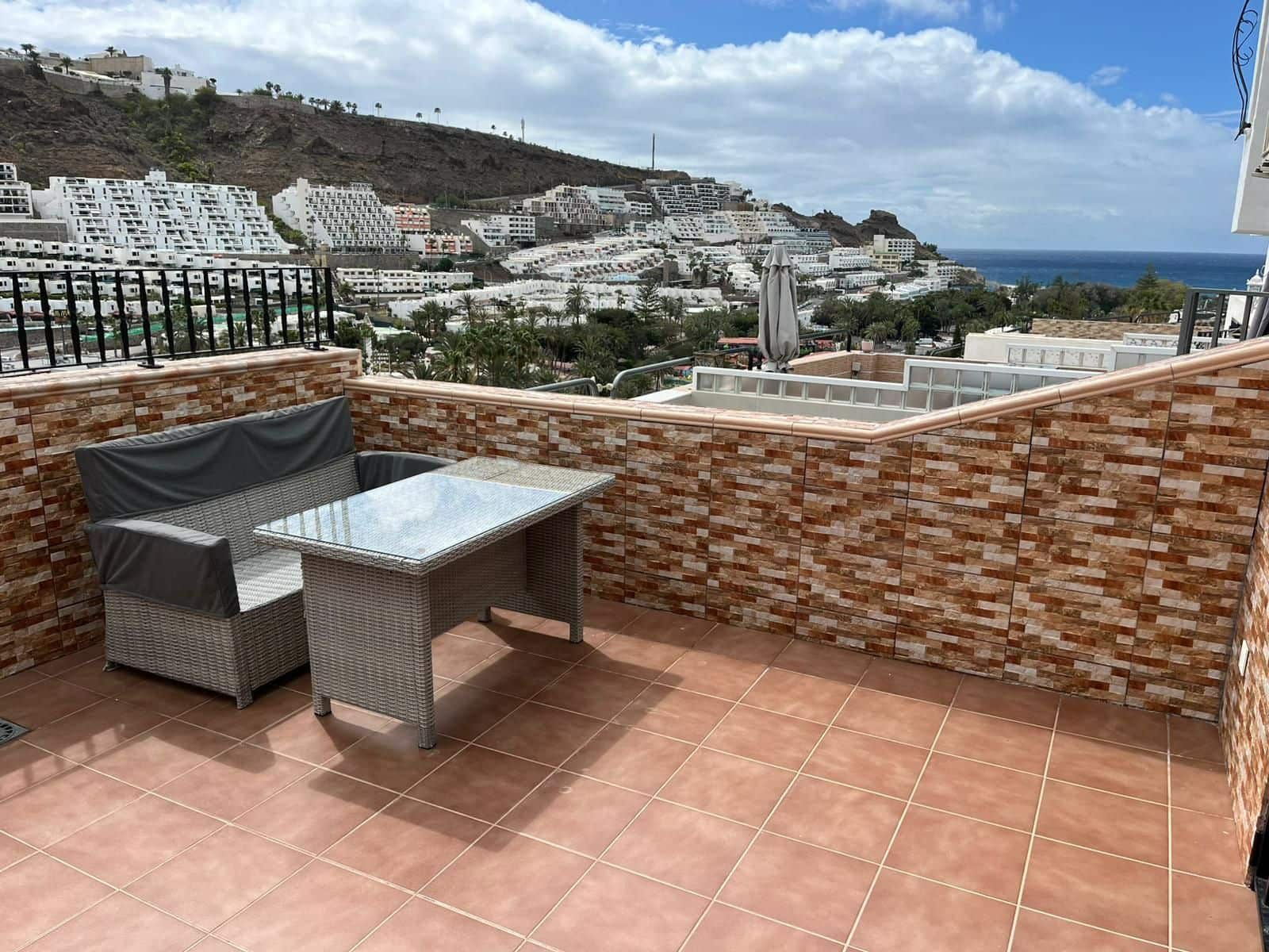 2 bedroom Townhouse for sale in Puerto Rico with pool garage - € 280,000 (Ref: 9701358)