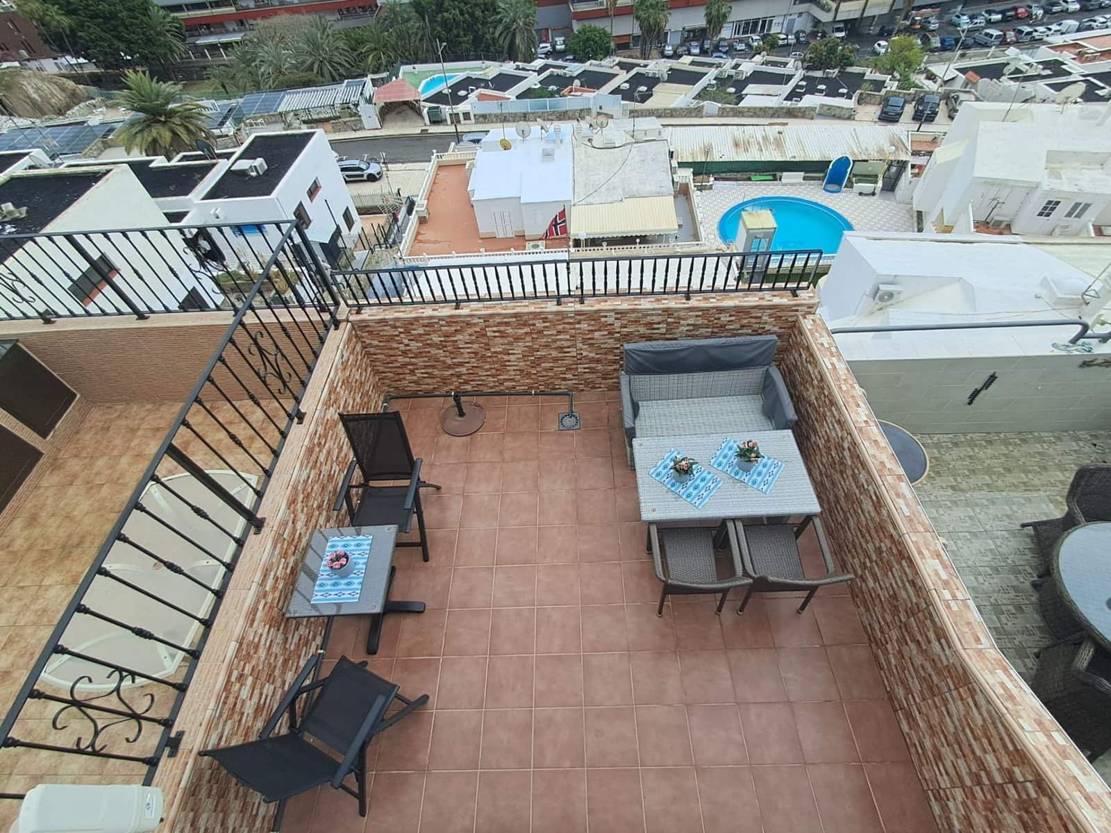 2 bedroom Townhouse for sale in Puerto Rico with pool garage - € 280,000 (Ref: 9701358)