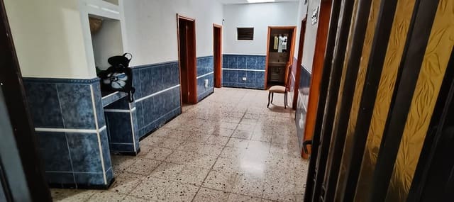 5 sypialnia Finka/Dom wiejski na sprzedaż w Las Palmas de Gran Canaria z garażem - 340 000 € (Ref: 9777705)