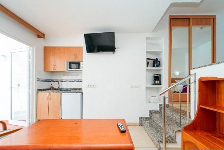 Apartamento de 1 habitación en Puerto Rico en venta con piscina - 125.000 € (Ref: 9828747)