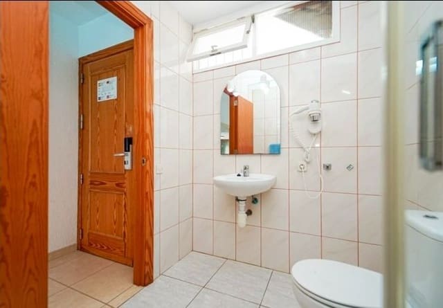 Apartamento de 1 habitación en Puerto Rico, Mogán en venta con piscina - 125.000 € (Ref: 9828747)