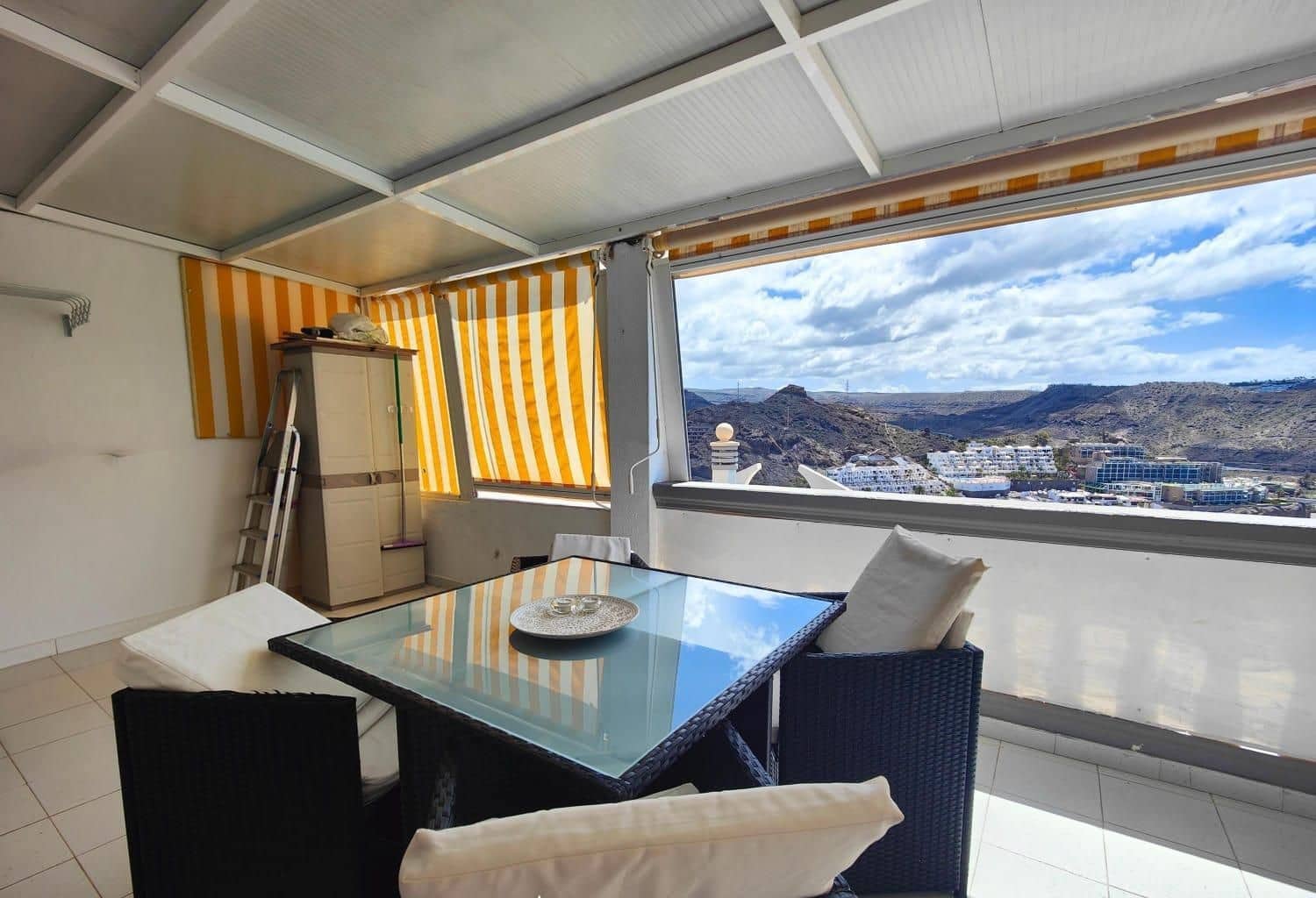 1 bedroom Apartment for sale in Playa del Cura with pool - € 295,000 (Ref: 9842640)