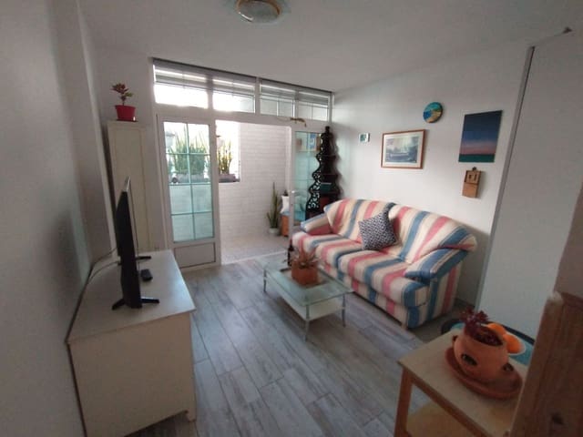 1 slaapkamer Appartement te huur in Arguineguín, Mogán - € 1.000 (Ref: 9884142)