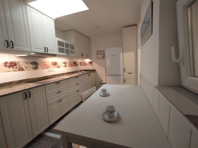 1 slaapkamer Appartement te huur in Arguineguín, Mogán - € 1.000 (Ref: 9884142)