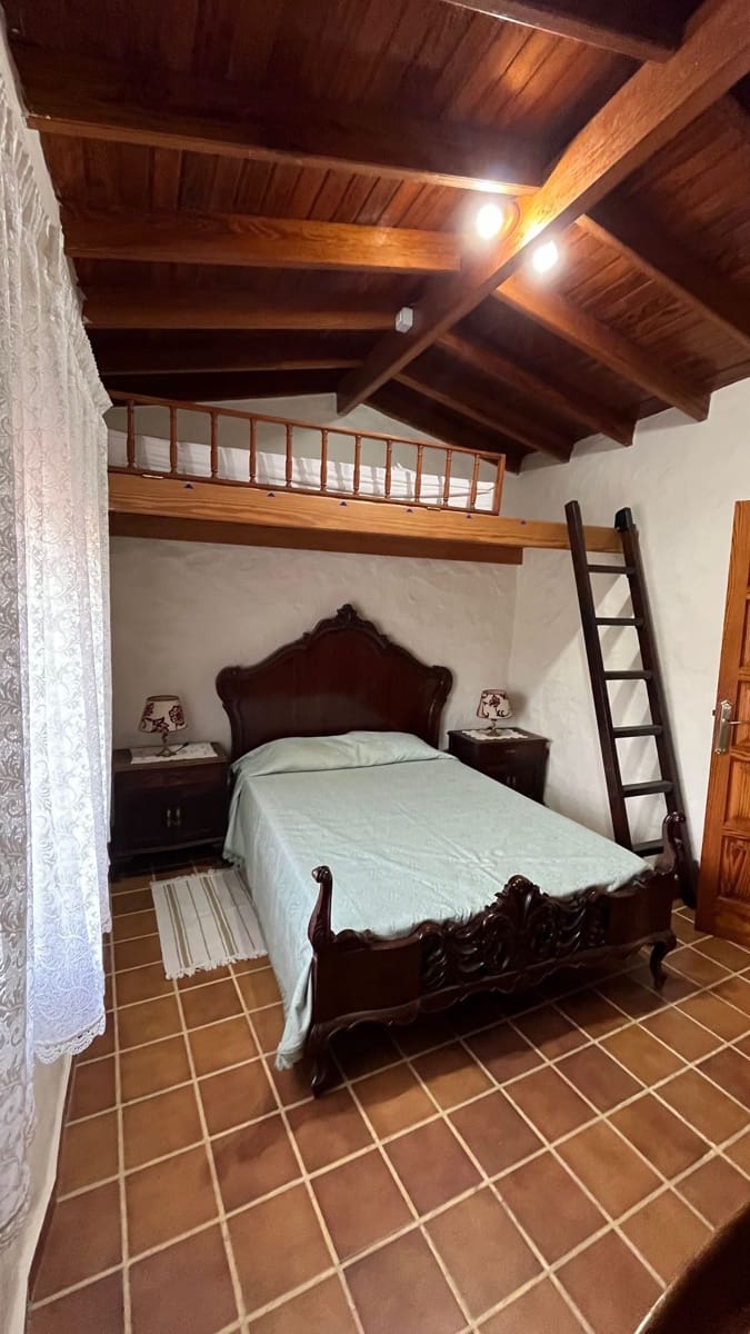 2 bedroom Finca/Country House for sale in Teror with pool - € 395,000 (Ref: 9937532)