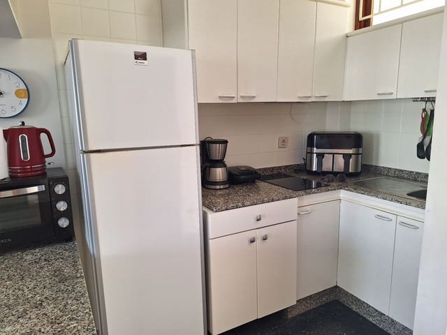 1 makuuhuone Huoneisto vuokrattavana paikassa Puerto Rico, Mogán mukana uima-altaan 
autotalli - 950 € (Ref: 9978401)