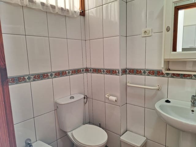 1 makuuhuone Huoneisto vuokrattavana paikassa Puerto Rico, Mogán mukana uima-altaan 
autotalli - 950 € (Ref: 9978401)