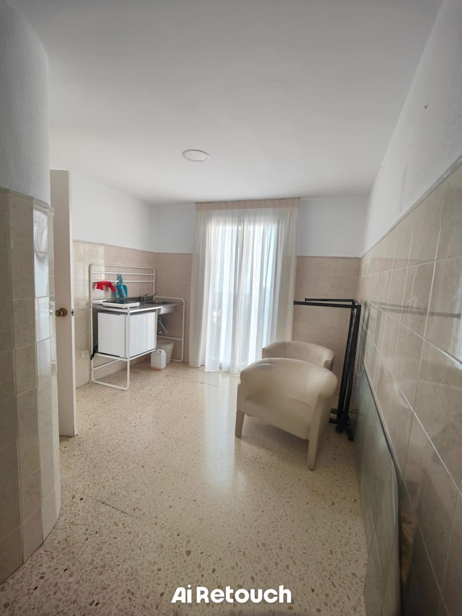 Kantoor te huur in Arguineguin - € 750 (Ref: 9998121)