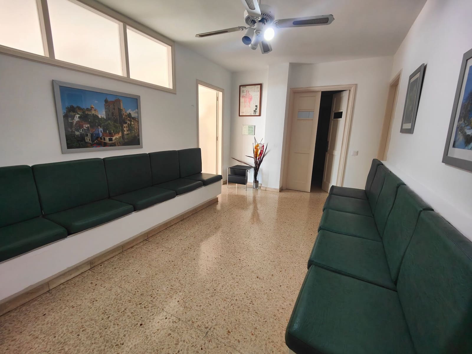 Kantoor te huur in Arguineguin - € 750 (Ref: 9998121)