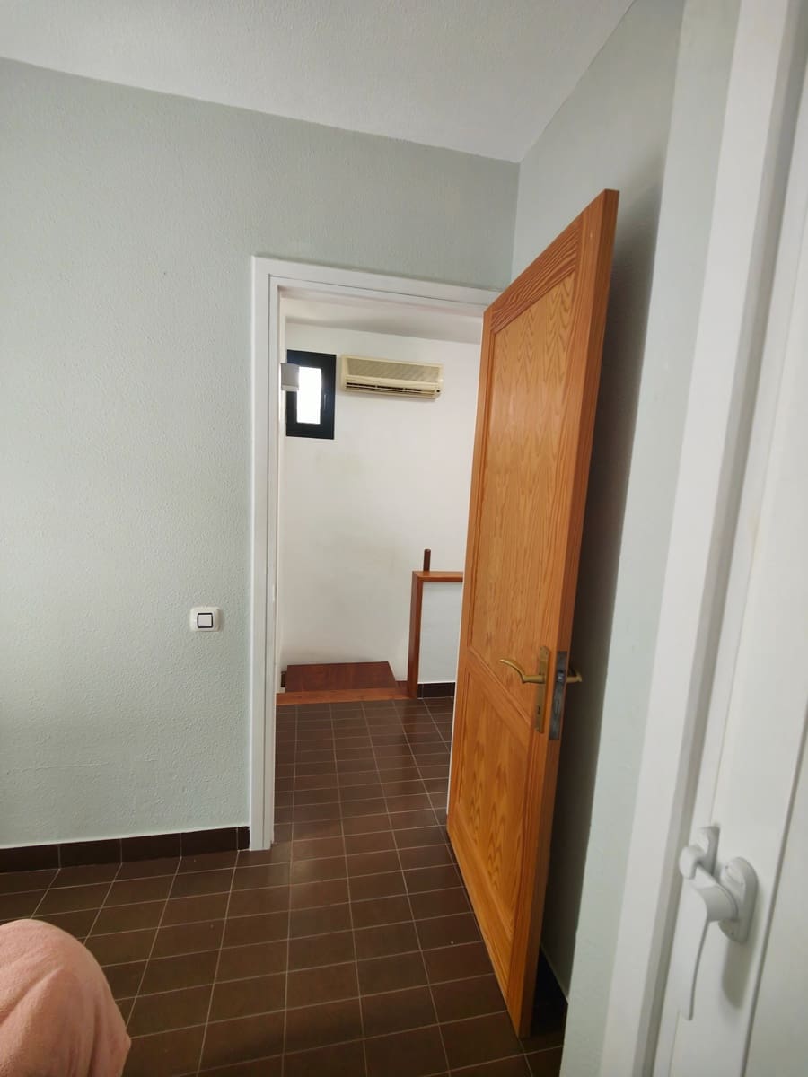 3 slaapkamer Huis te huur in Puerto Rico met zwembad garage - € 1.500 (Ref: 9999540)